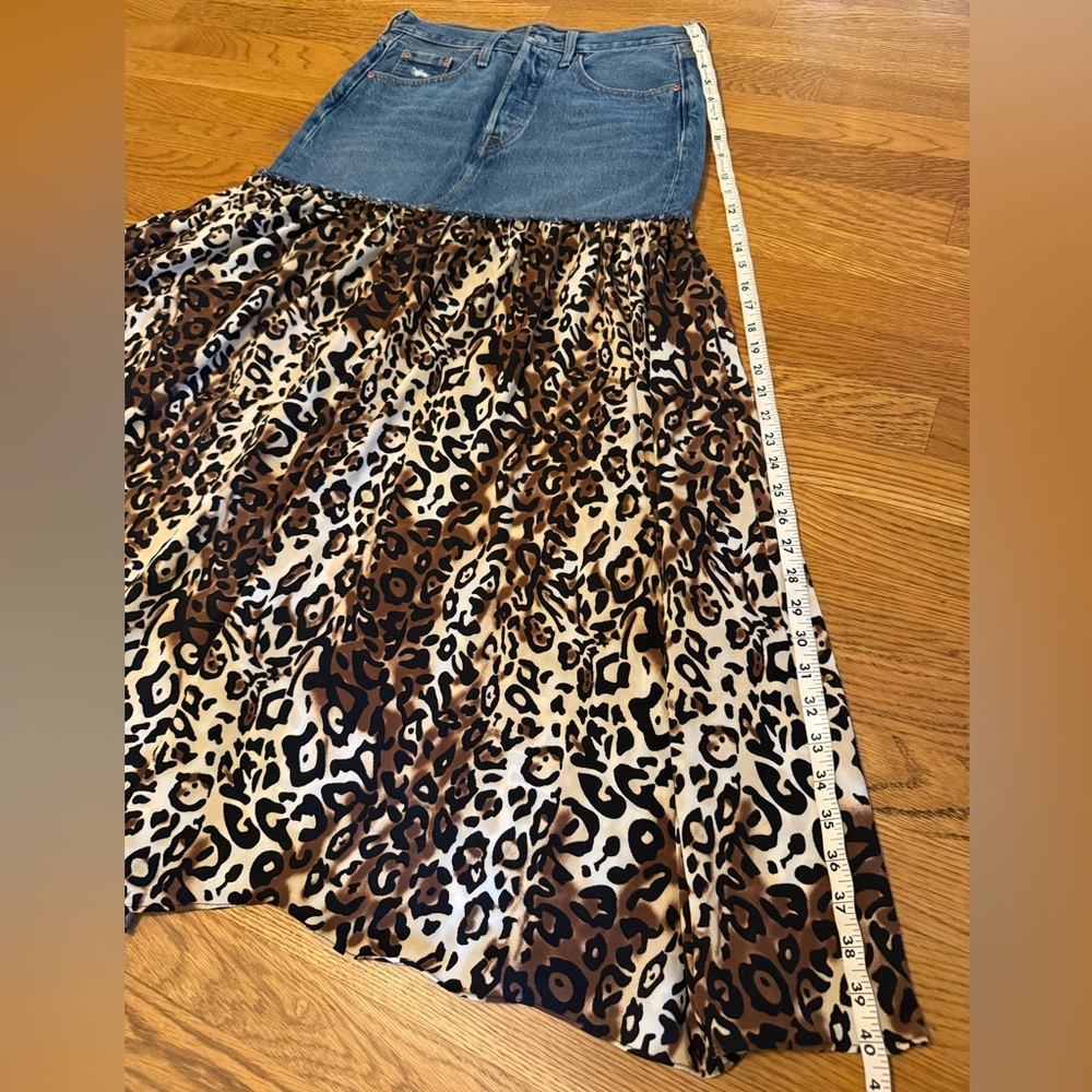 Levi's Blue and Leopard Print Maxi Skirt - Picture 11 of 13